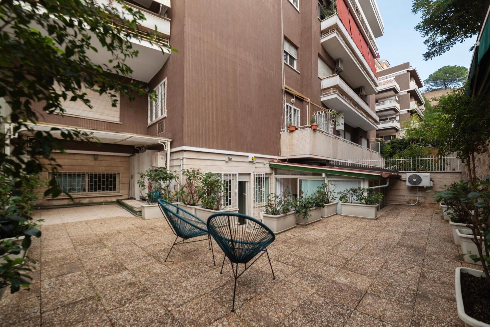 San Pietro Terrace Apartment Рим Екстер'єр фото