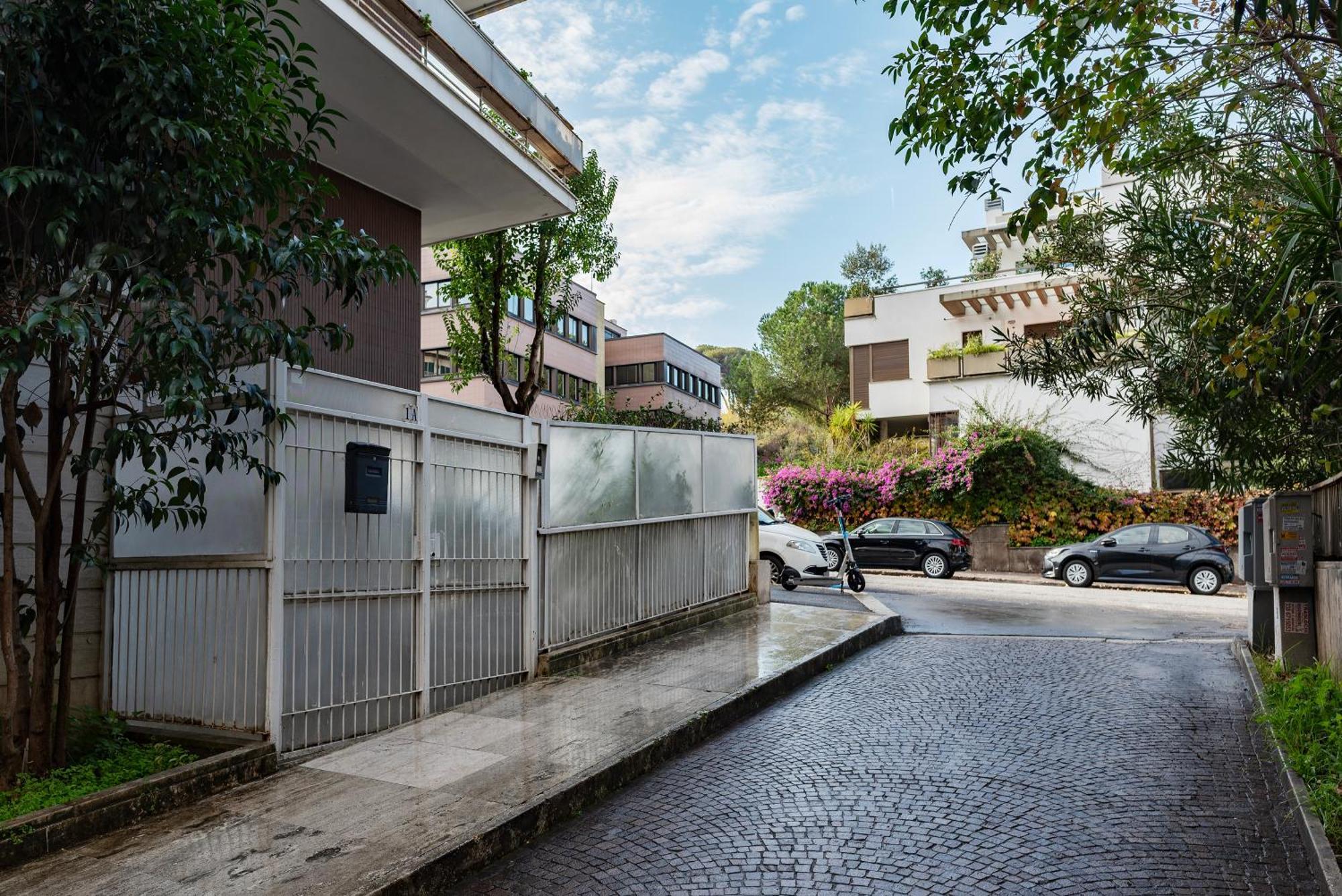 San Pietro Terrace Apartment Рим Екстер'єр фото